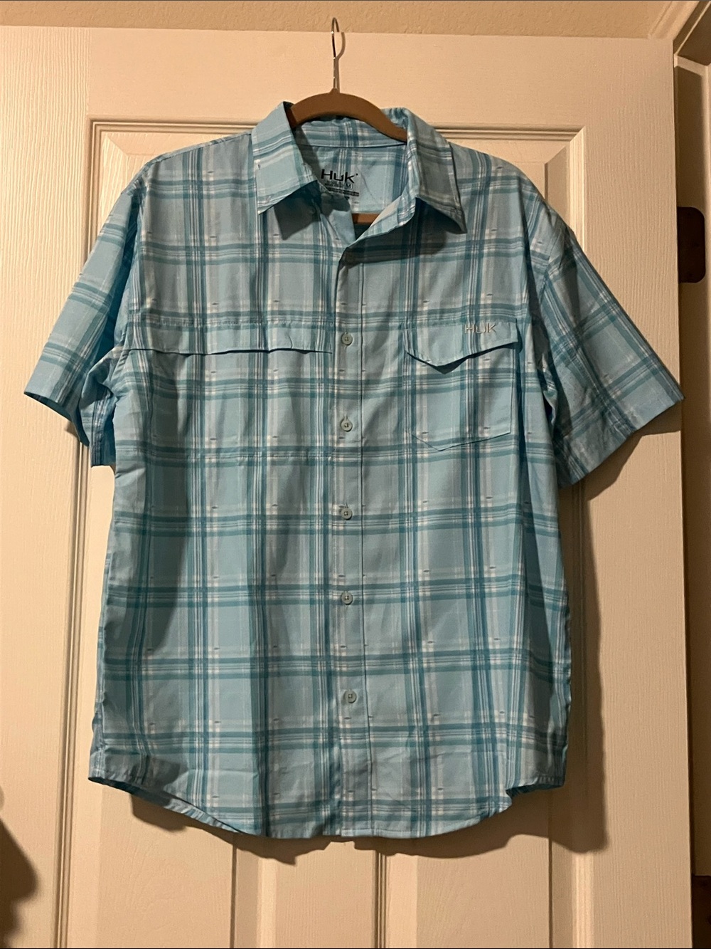 Huk Light Turquoise Plaid Short Sleeve Button-Down Fishing Shirt - Medium